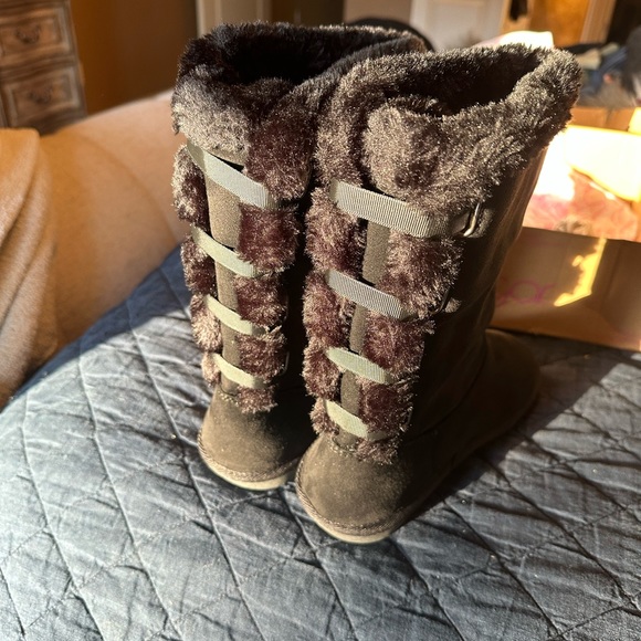 Brand new in box black boots - Picture 2 of 5